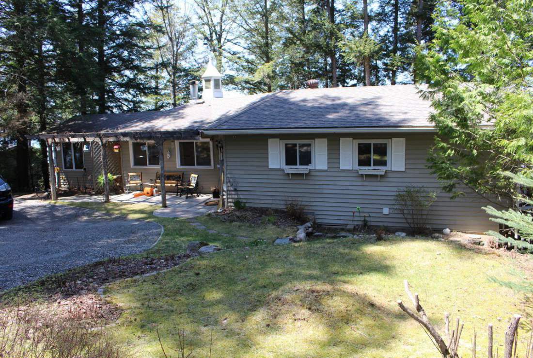 Cottages in the Haliburton Highlands listed by Ted Vasey, RE/MAX